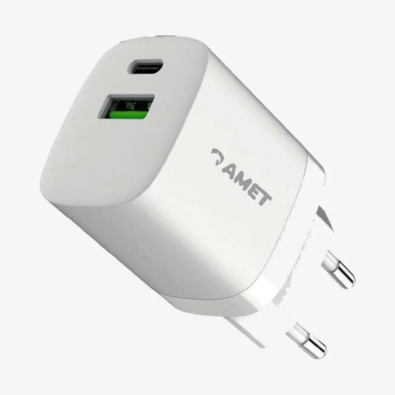 AMET Ultra Charger 33W