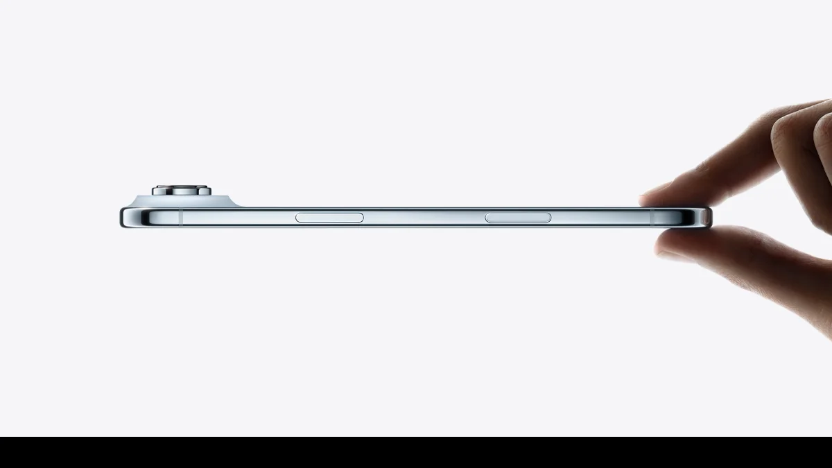 iPhone Air visto de perfil, o modelo mais fino da Apple que ilustra o calendário de lançamento escalonado que a Xiaomi está copiando