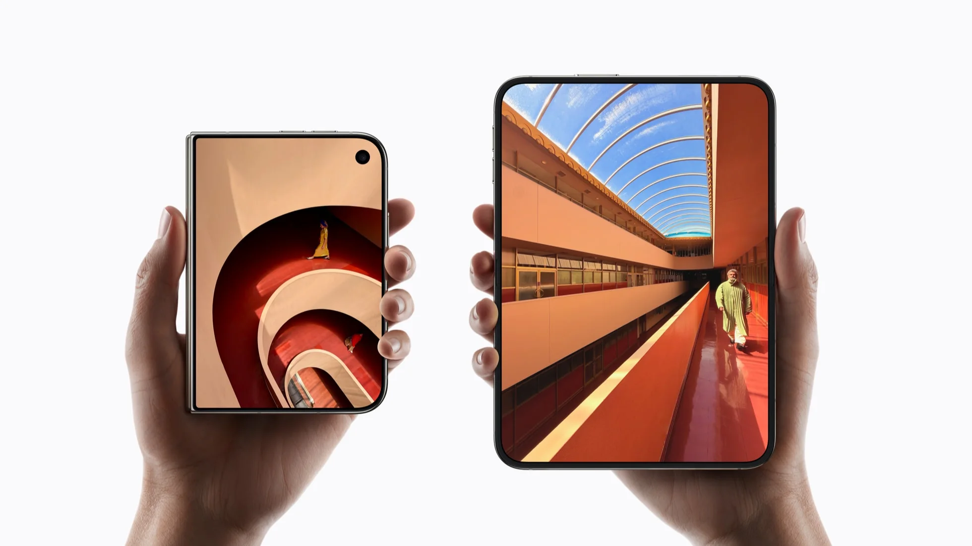 iPhone Duo aberto, mostrando a tela interna de 7,58 polegadas