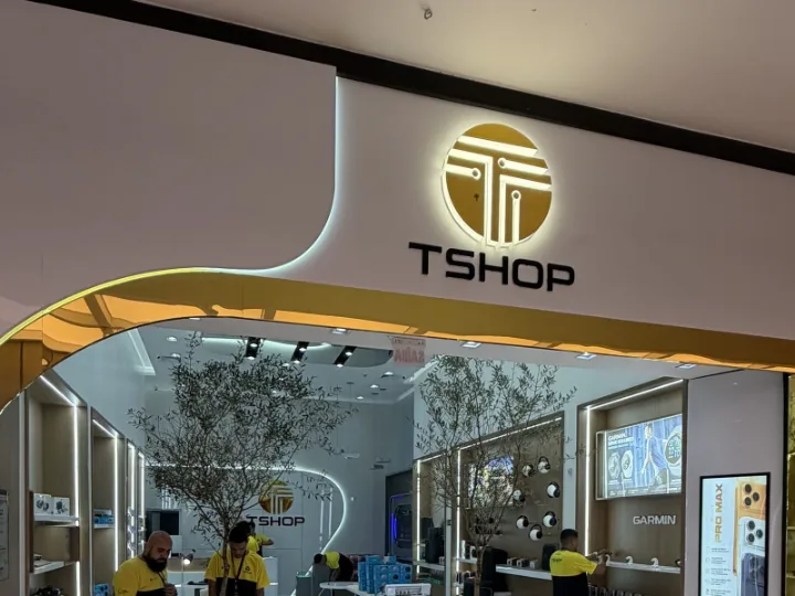 Loja da Thiago Imports no Manhattan Shopping, Águas Claras